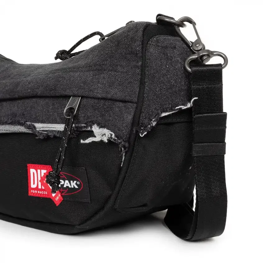 BOLSO DE HOMBRO DIESEL DSL MASH UP