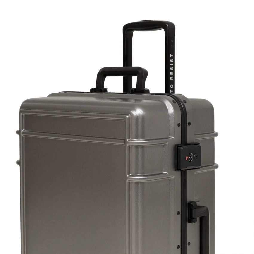 RESIST'R CASE M METAL CEPILLADO