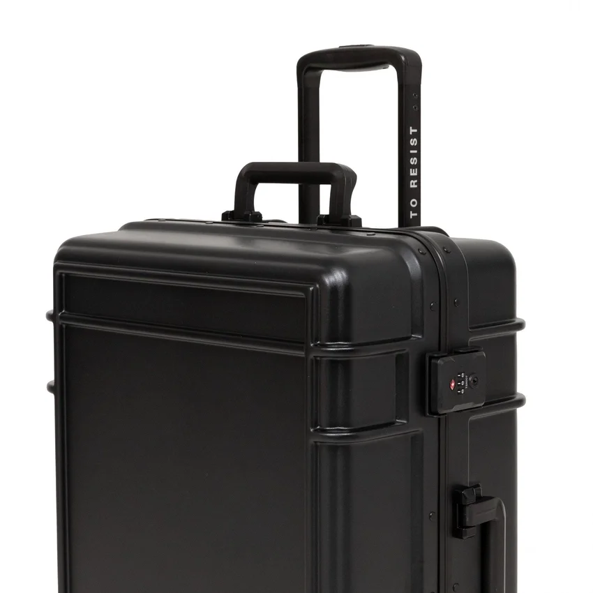 RESIST'R CASE M NEGRO